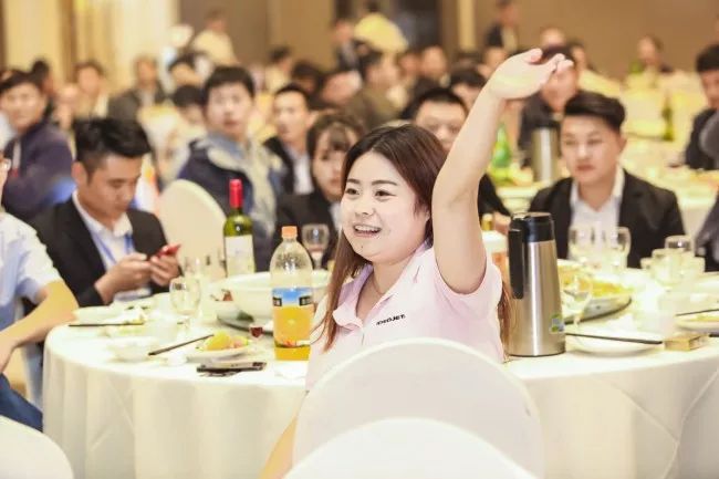 超燃!116萬人次關(guān)注！“2019年第二屆中國噴碼標(biāo)識(shí)行業(yè)年會(huì)”取得圓滿成功